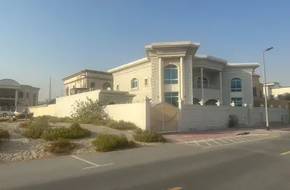 Villa - Studio - 7+ Bathrooms for rent in Al Quoz 2 - Al Quoz - Dubai Villa - Studio - 7+ Bathrooms for rent in Al Quoz 2 - Al Quoz - Dubai