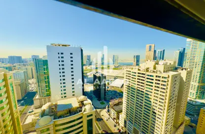 شقة - غرفة نوم - 2 حمامات للايجار في برج الممزر - الممزر - الشارقة - الشارقة