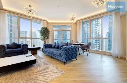 Living / Dining Room image for: Apartment - 2 Bedrooms - 2 Bathrooms for rent in The Torch - Dubai Marina - Dubai, Image 1