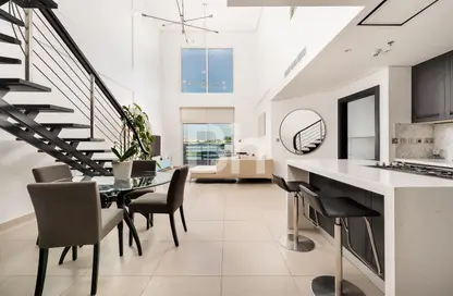 Apartment - 2 Bedrooms - 3 Bathrooms for sale in Tower B - Jumeirah Heights - Jumeirah Islands - Dubai