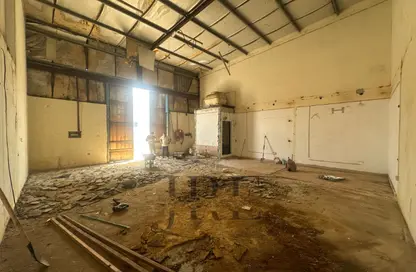 Warehouse - Studio - 1 Bathroom for rent in Industrial Area 13 - Sharjah Industrial Area - Sharjah