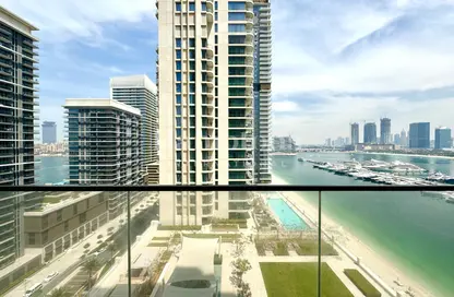 Apartment - 1 Bedroom - 2 Bathrooms for rent in Marina Vista - EMAAR Beachfront - Dubai Harbour - Dubai