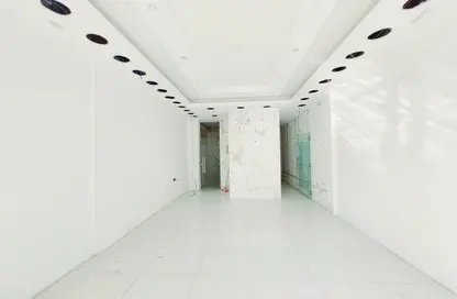 Empty Room image for: Shop - Studio for rent in Hai Al Murabbaa - Central District - Al Ain, Image 1