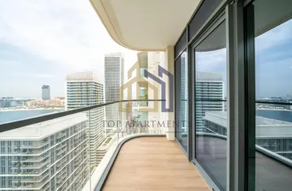 Apartment - 1 Bedroom - 1 Bathroom for sale in Marina Vista - EMAAR Beachfront - Dubai Harbour - Dubai