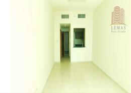 Empty Room image for: Apartment - 1 bedroom - 2 bathrooms for rent in Ajman One Towers - Al Sawan - Ajman, Image 1