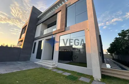 Villa - 5 Bedrooms - 6 Bathrooms for sale in Nad Al Sheba 1 - Nad Al Sheba - Dubai