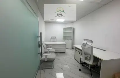 Office Space - Studio - 1 Bathroom for rent in Latifa Tower - Sheikh Zayed Road - Dubai