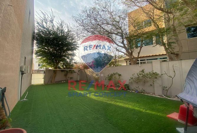 Villa - 4 Bedrooms - 4 Bathrooms for sale in Contemporary Style - Al Reef Villas - Al Reef - Abu Dhabi