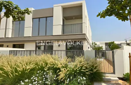 Townhouse - 4 Bedrooms - 5 Bathrooms for rent in Aura - Tilal Al Ghaf - Dubai