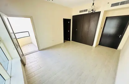 Apartment - 2 Bedrooms - 2 Bathrooms for rent in Muwaileh 29 Building - Muwaileh - Sharjah