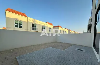 فيلا - 4 غرف نوم - 5 حمامات للايجار في سينسز - المنطقة 11 - مدينة الشيخ محمد بن راشد - دبي