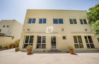 Villa - 6 Bedrooms - 7 Bathrooms for sale in Meadows 4 - Meadows - Dubai