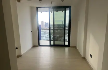 Empty Room image for: Apartment - 1 Bedroom - 1 Bathroom for rent in Binghatti Crest - Jumeirah Village Circle - Dubai, Image 1