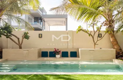 Villa - 5 Bedrooms - 7 Bathrooms for sale in West Yas - Yas Island - Abu Dhabi