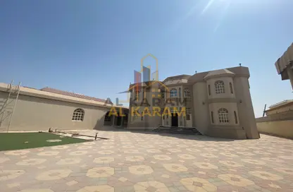 فيلا - 6 غرف نوم - 8 حمامات للبيع في الظيت - رأس الخيمة