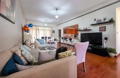 Apartment - 2 Bedrooms - 2 Bathrooms for rent in Al Ghaf 4 - Al Ghaf - Greens - Dubai