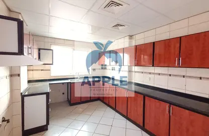 شقة - 2 غرف نوم - 3 حمامات للايجار في بناية مويليح 3 - مويلح - الشارقة