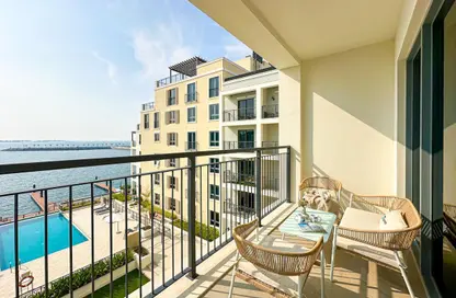 Balcony image for: Apartment - 2 Bedrooms - 3 Bathrooms for rent in La Rive - La Mer - Jumeirah - Dubai, Image 1