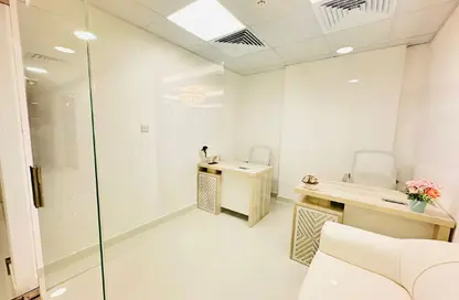 Office Space - Studio - 1 Bathroom for rent in Silver Home Building - Hor Al Anz - Deira - Dubai