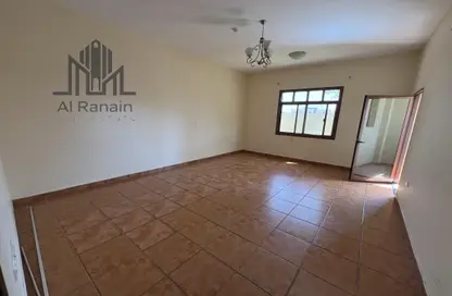 شقة - 3 غرف نوم - 3 حمامات للايجار في شبانة عشارج - اشارج - العين
