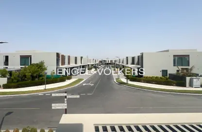 Townhouse - 4 Bedrooms - 4 Bathrooms for rent in Cherrywoods - Dubai Land - Dubai