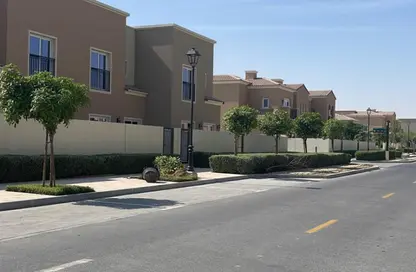 Townhouse - 4 Bedrooms - 5 Bathrooms for sale in Amaranta - Villanova - Dubai Land - Dubai