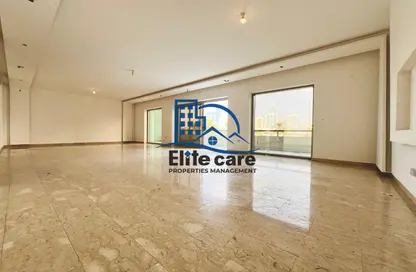 Apartment - 3 Bedrooms - 4 Bathrooms for rent in Al Shaheen Tower - Al Khalidiya - Abu Dhabi