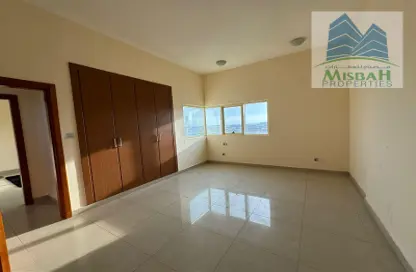 Apartment - 3 Bedrooms - 4 Bathrooms for rent in Lulu Building - Al Barsha 1 - Al Barsha - Dubai