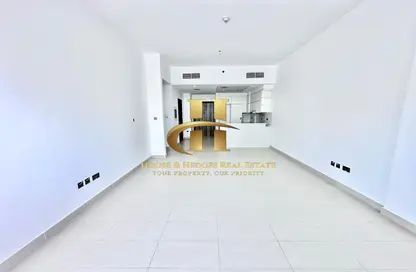 شقة - غرفة نوم - 2 حمامات للايجار في اويا رزيدنس‎ - مدينة السيارات - دبي