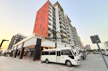 Shop - Studio - 1 Bathroom for rent in AZIZI Riviera - Meydan One - Meydan - Dubai