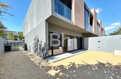 Townhouse - 3 Bedrooms - 5 Bathrooms for sale in Robinia - Masaar - Tilal City - Sharjah