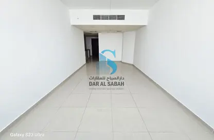 Apartment - 1 Bathroom for rent in Tiger Building Al Qadesia - Al Nahda - Sharjah