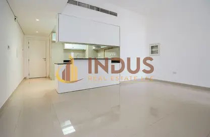 Apartment - 1 Bedroom - 2 Bathrooms for rent in Al Sima Tower - Jumeirah Village Circle - Dubai