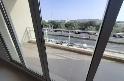 شقة - 2 غرف نوم - 2 حمامات للايجار في برج 27 - الريف داون تاون - مشروع الريف - أبوظبي