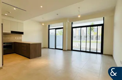 Villa - 3 Bedrooms - 3 Bathrooms for rent in Mudon Al Ranim 1 - Mudon - Dubai