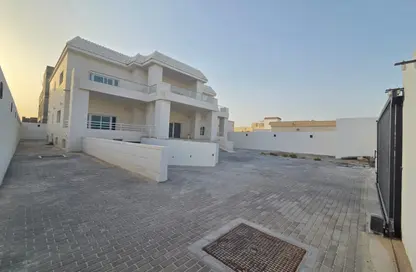 Villa - 6 Bedrooms - 7+ Bathrooms for rent in Madinat Al Riyad - Abu Dhabi