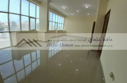 شقة - 3 غرف نوم - 4 حمامات للايجار في المناصير - أبوظبي