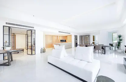 Apartment - 3 Bedrooms - 5 Bathrooms for sale in Marina Residences 5 - Marina Residences - Palm Jumeirah - Dubai