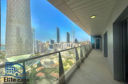 Apartment - 3 Bedrooms - 4 Bathrooms for rent in Baynuna Tower 2 - Corniche Road - Abu Dhabi