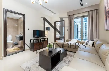 Apartment - 1 Bedroom - 2 Bathrooms for sale in Elite Downtown Residence - Downtown Dubai - Dubai