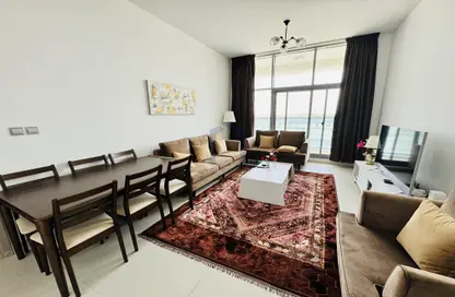 شقة - غرفة نوم - 2 حمامات للايجار في بناية جي ون - دبي لاند - دبي