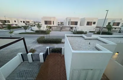 Villa - 5 Bedrooms - 7 Bathrooms for sale in Noya Luma - Noya - Yas Island - Abu Dhabi