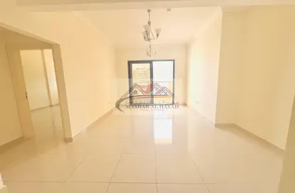 Apartment - 1 Bedroom - 2 Bathrooms for rent in Muwaileh 29 Building - Muwaileh - Sharjah