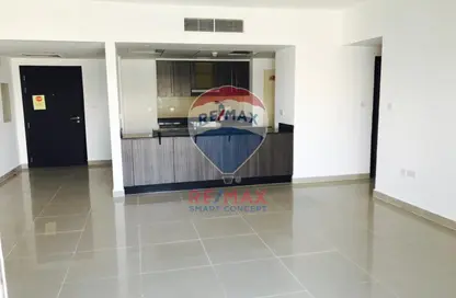 Apartment - 2 Bedrooms - 2 Bathrooms for sale in Tower 33 - Al Reef Downtown - Al Reef - Abu Dhabi