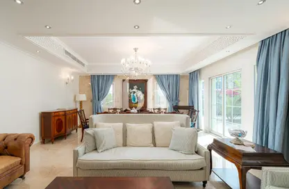 فيلا - 3 غرف نوم - 4 حمامات للايجار في حي 1C - مثلث قرية الجميرا - دبي