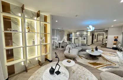 Villa - 5 Bedrooms - 7 Bathrooms for rent in Sur La Mer - La Mer - Jumeirah - Dubai