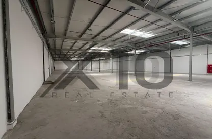 Warehouse - Studio - 2 Bathrooms for rent in Dubai Commercity - Umm Ramool - Dubai