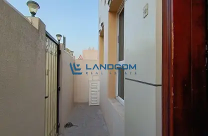 Villa - 3 Bedrooms - 4 Bathrooms for rent in Abu Hail Road - Abu Hail - Deira - Dubai