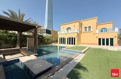 Villa - 5 Bedrooms - 6 Bathrooms for rent in Legacy - Jumeirah Park - Dubai Villa - 5 Bedrooms - 6 Bathrooms for rent in Legacy - Jumeirah Park - Dubai