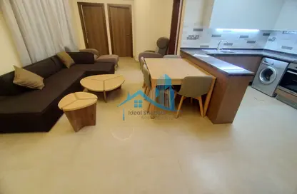 Apartment - 2 Bedrooms - 3 Bathrooms for rent in Azizi Plaza - Al Furjan - Dubai